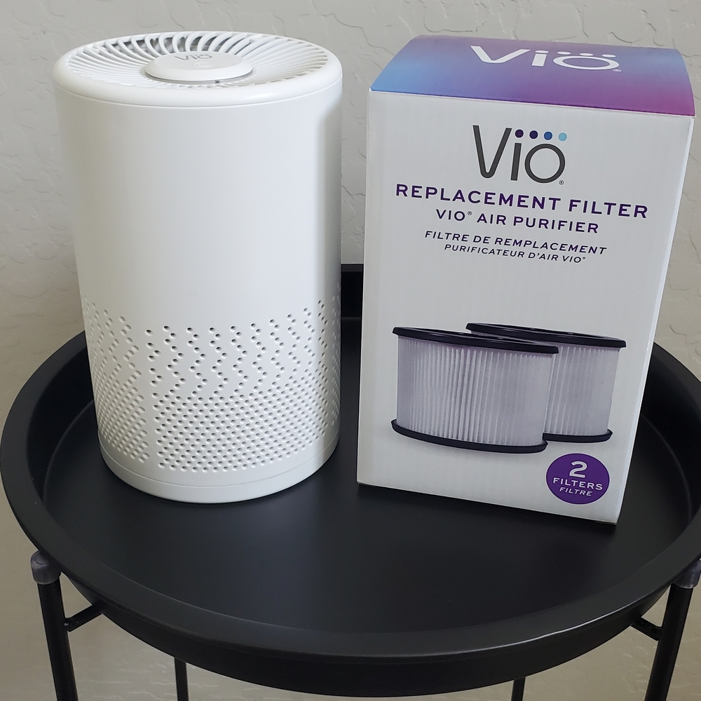 Vio Air Purifier and 2 Replacement Filters